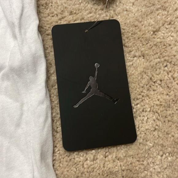 AIR JORDAN SHORT SLEEVE TEE - Picture 2 of 5